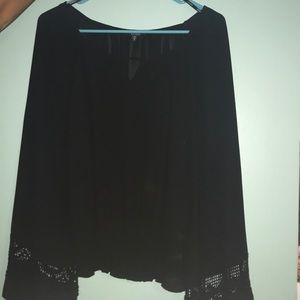 black flowy top